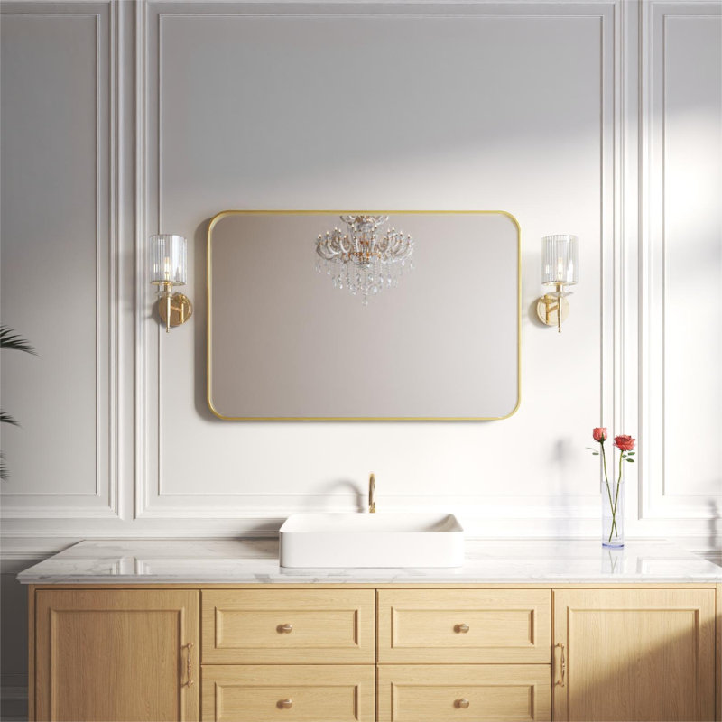 Élégant miroir encadré en aluminium avec coin arrondi pour une décoration intérieure élégante, 48 po x 32 po, Or brossé