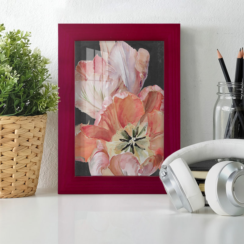 Pastel perroquet tulipe I - reproduction de cadre photo simple, Rouge, H 6 po x l 4 po x P 1 po