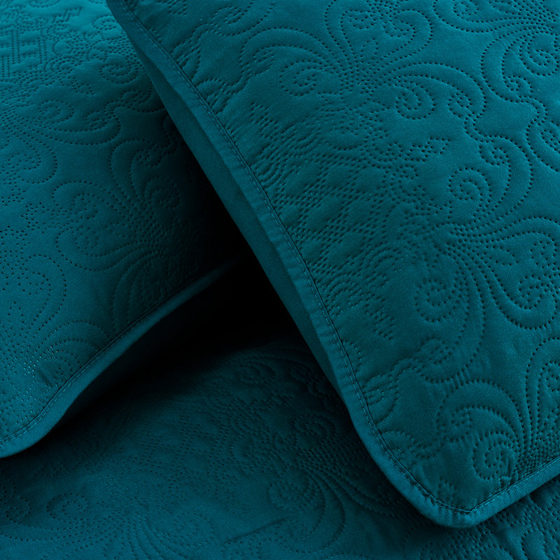 Luca 3-Piece Lightweight Microfiber Oversized Bedspread Set, King Coverlet/Bedspread + 2 King Shams, Teal