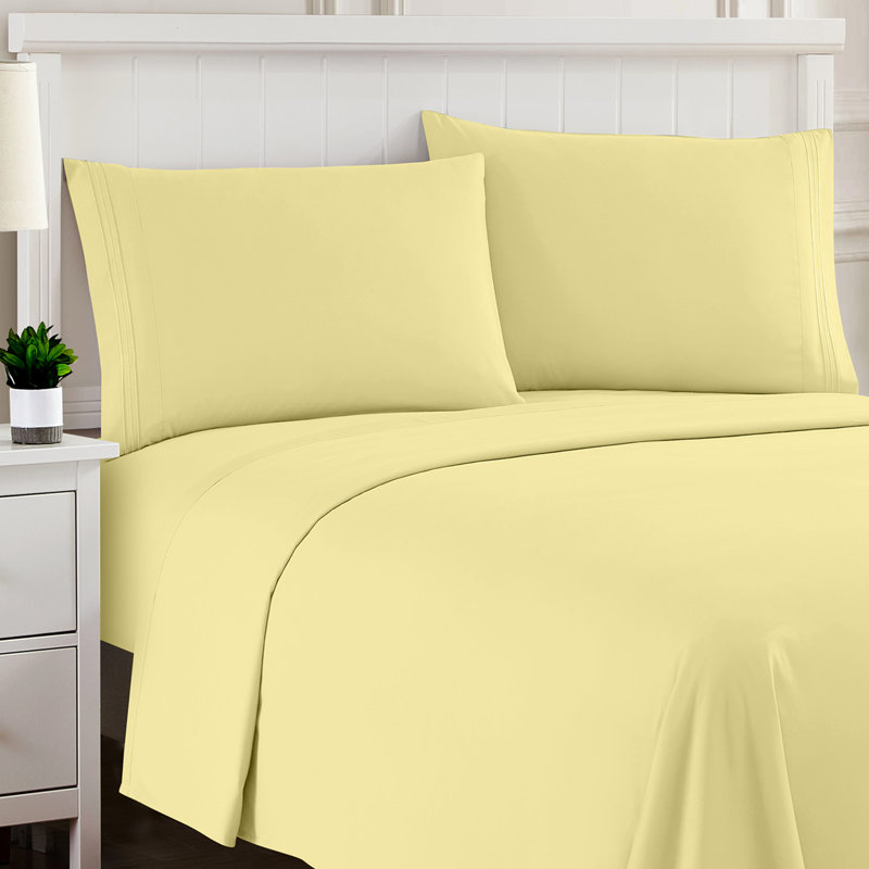 Luxurious Classic Soft Solid 1800 Series Microfiber Sheet Set, Various Colors and Sizes, Queen, Pale Yellow