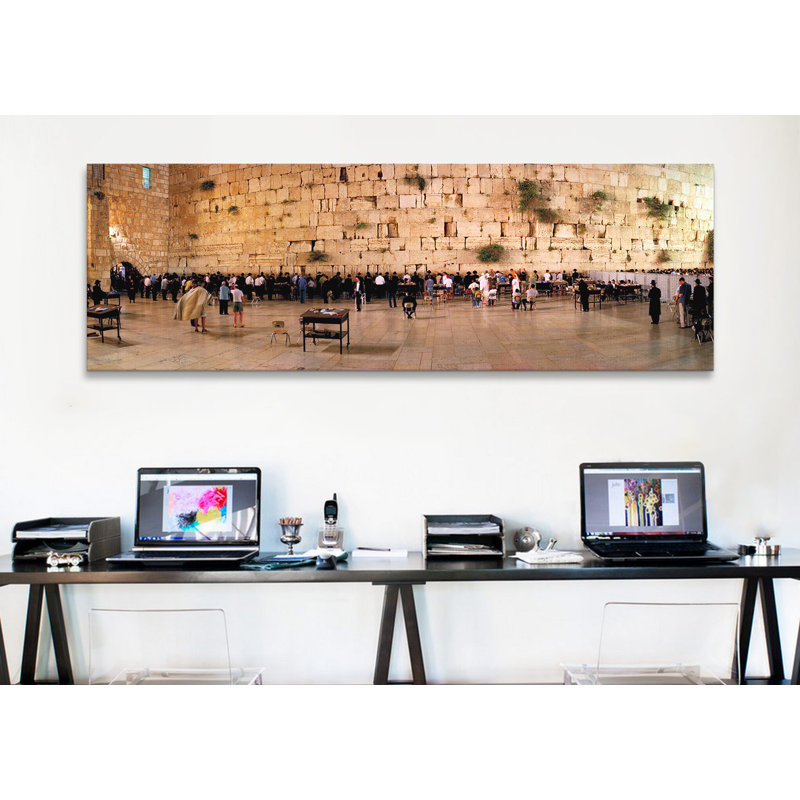 Reproduction de photo sur toile, H 24 po x l 72 po x P 1,5 po, Cadre noir