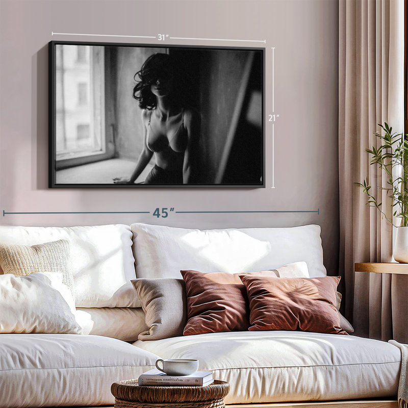Femme séduisante, reproduction sur toile, H 21 po x l 31 po