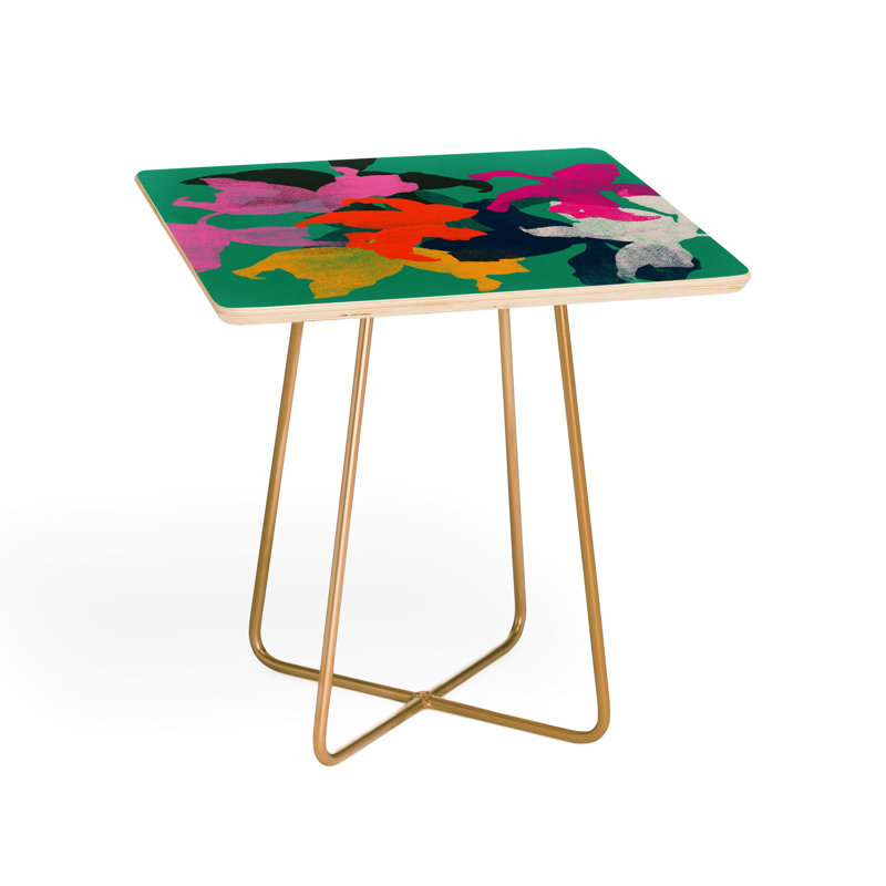 Table de bout à pieds croisés