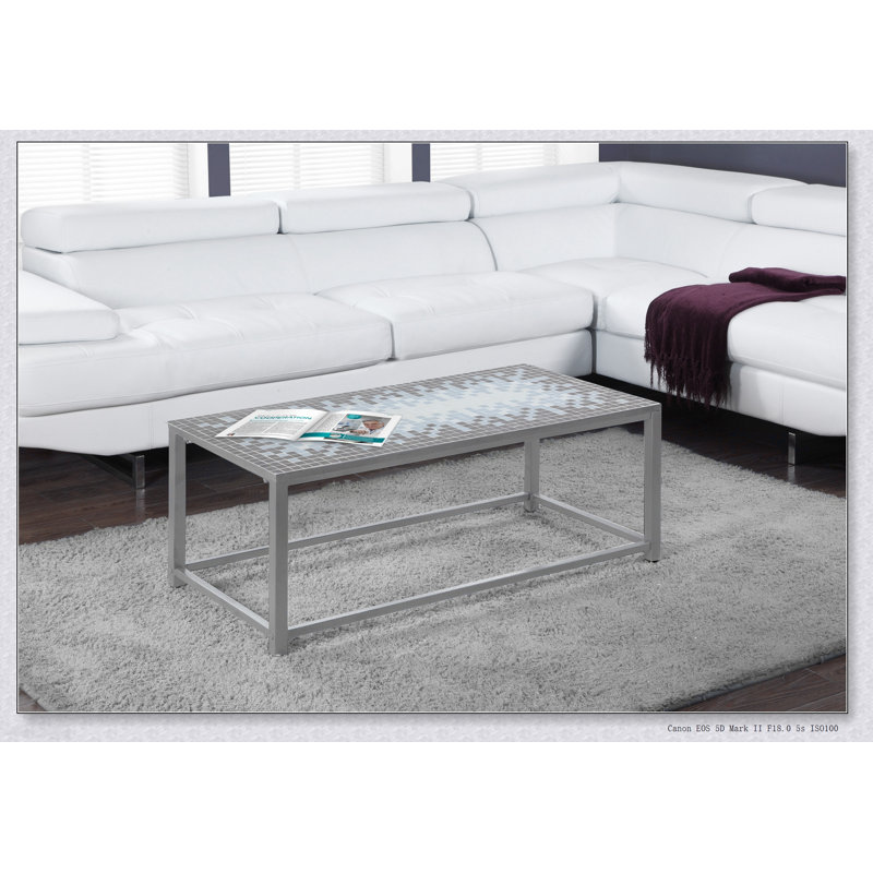 Table basse rectangulaire en mosaïque avec carreaux bleus et gris, base en métal robuste pour la décoration du salon