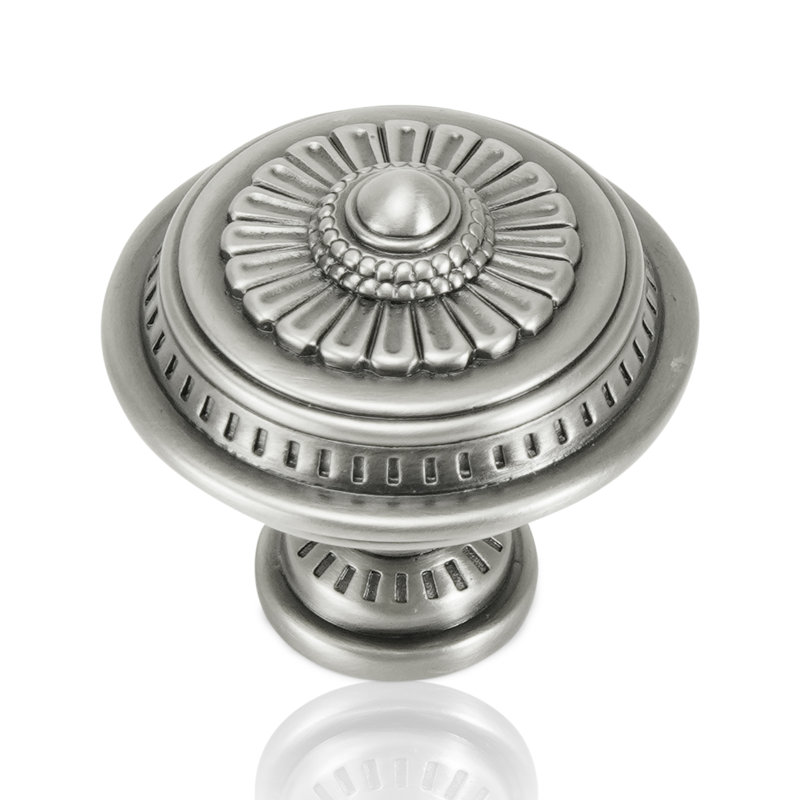 JAMESTOWN KNOB FLORENTINE FINISH, Silver, 1 5/8"