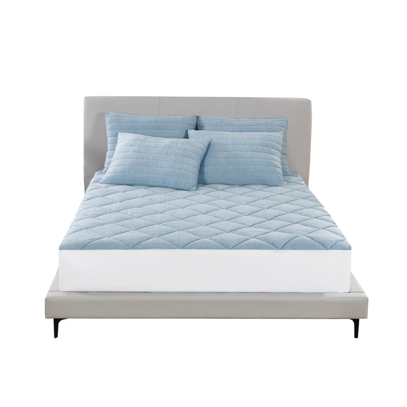 Protège-matelas en duvet synthétique toutes saisons, Simple