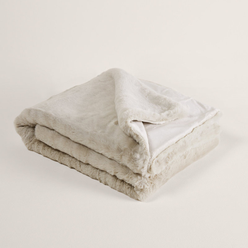 Bianca Madura Throw, W140 x L140cm, Pale Grey