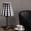 Lampe de table - matériau métallique