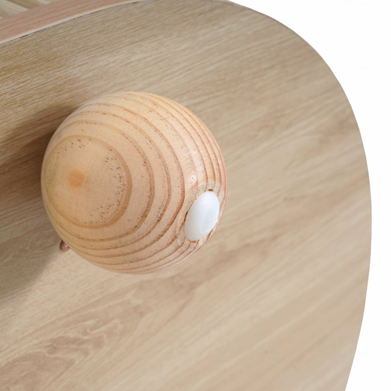 Élégante table d'appoint ovale avec rangement rétro et charme rétro