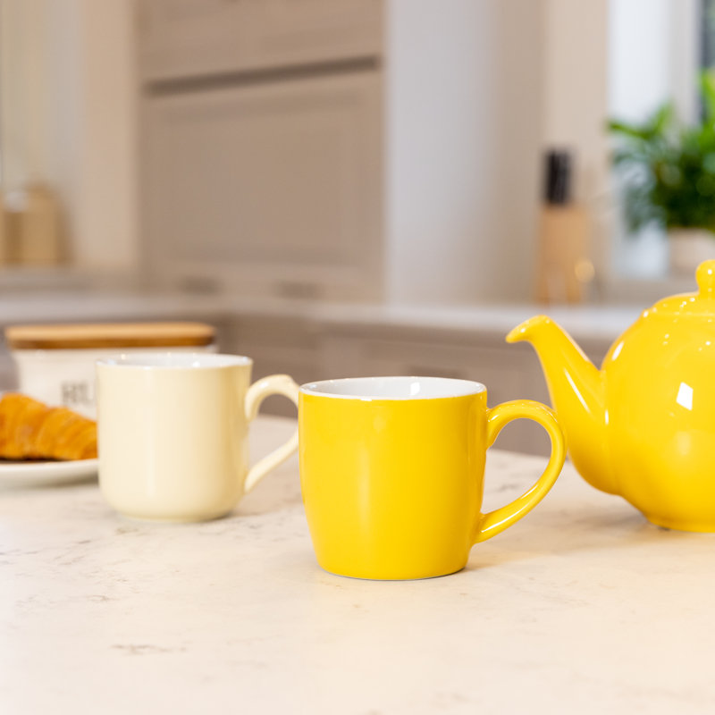 Globe Stoneware Mug, 4, Yellow