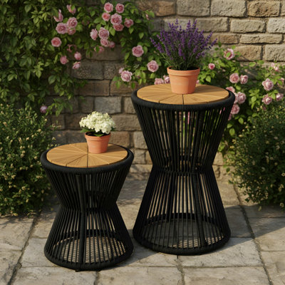 Table d'appoint d'extérieur noire en bois d'acacia et corde tissée Scott Living Nara