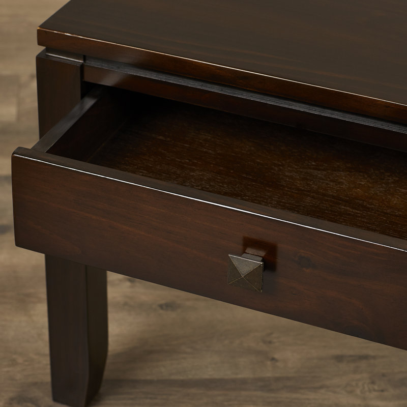 Table basse contemporaine en bois massif l 42 po Cosmopolitan avec 2 tiroirs et boutons carrés en nickel brossé
