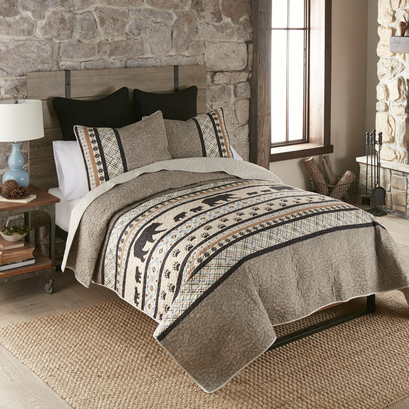 Momma Bear Polyester Striped Quilt, King Quilt + 2 Shams