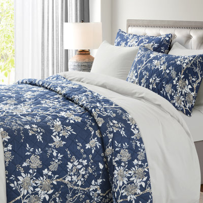 Cotton Satin Floral Quilt