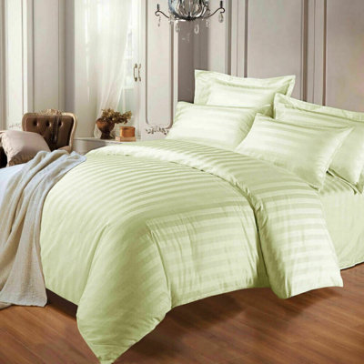 Microfibre 250 Thread Count Reversible Modern & Contemporary Reversible Duvet Cover Set