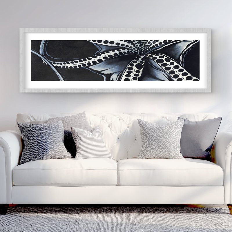 Tentacule de pieuvre - imprimé mat bleu marine encadré pour la décoration, Argent argent, H 60 po x l 20 po