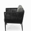 Accessoire de salon élégant, fauteuil délicat