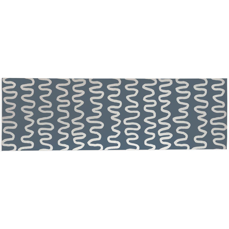 Wiggle Stripe Non-Slip Outdoor Rug, Runner 2'6" x 8'