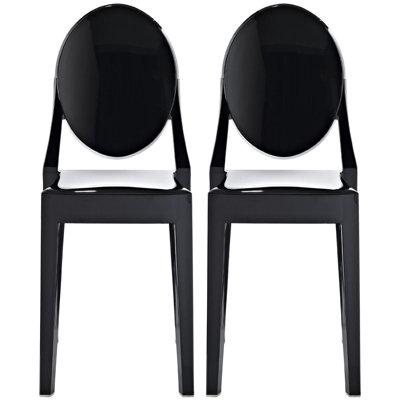 Deux chaises d'appoint empilables en acrylique Casper