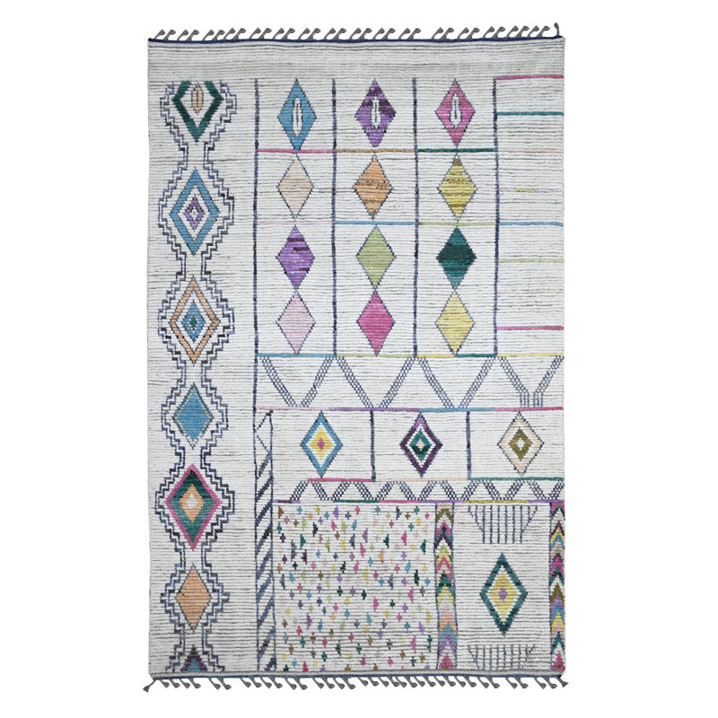 Tapis marguerite 5 pi 5 po x 8 pi 6 po, motif marocain tissé à motif tribal et géométrique coloré, ton sur ton, laine douce, velours texturé, tapis oriental