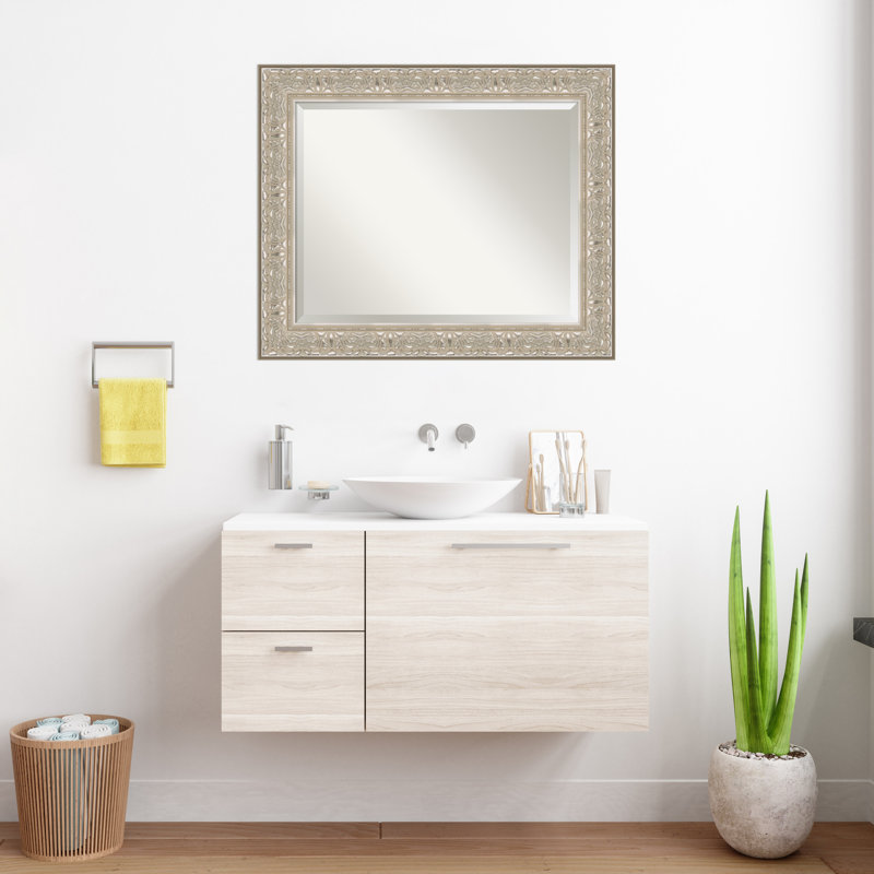 Miroir mural pour salle de bain Luxe, 28,75 po x 34,75 po, Crème argent