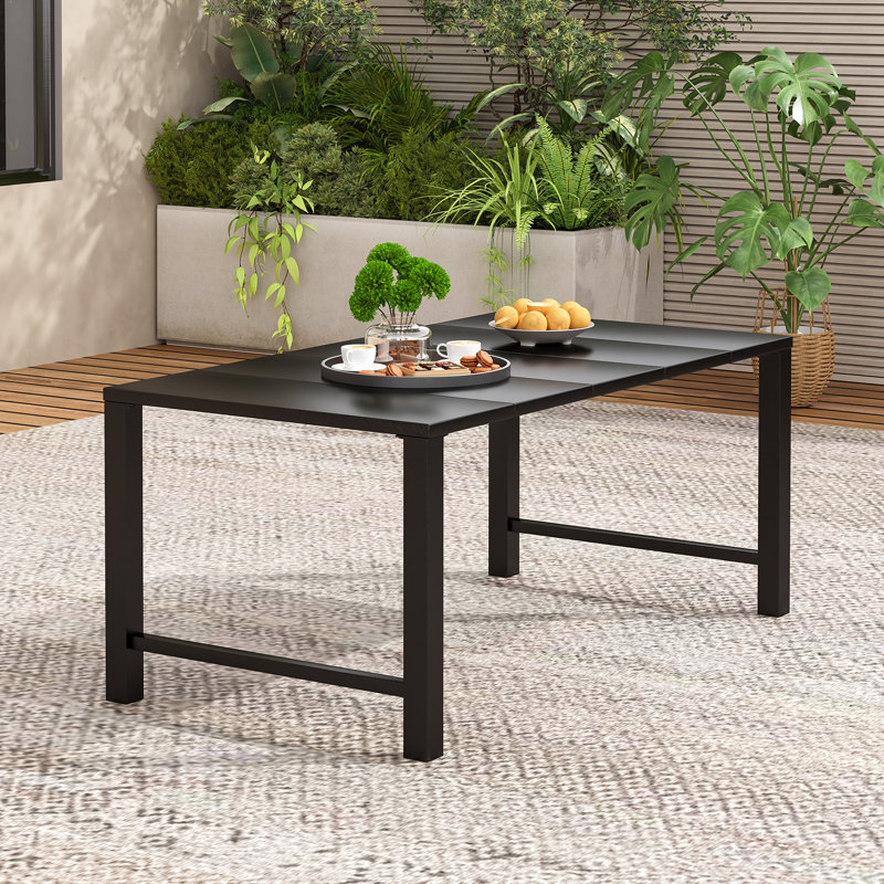 Table basse d'extérieur en métal