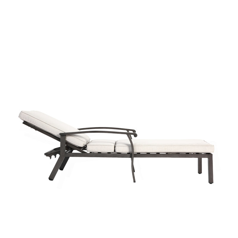 Méridienne en aluminium, Beige