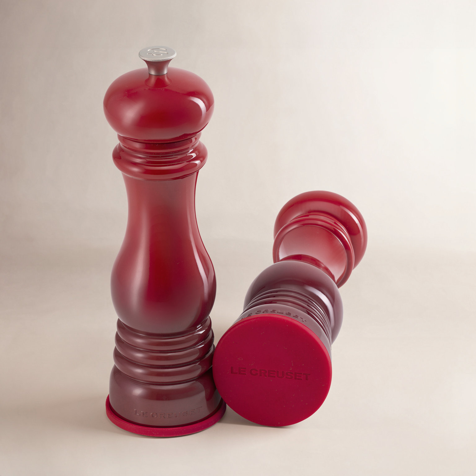 Le Creuset Silicone Salt and Pepper Mill Caps Set, Cerise