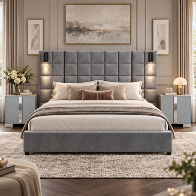 Ensemble de chambre à coucher 3 pièces, tête de lit tapissier avec grille, appliques murales à DEL, ports USB et 2 tables de chevet avec bande pailletée argentée