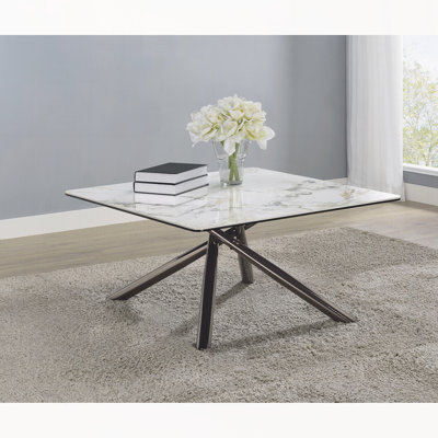 Table basse blanche