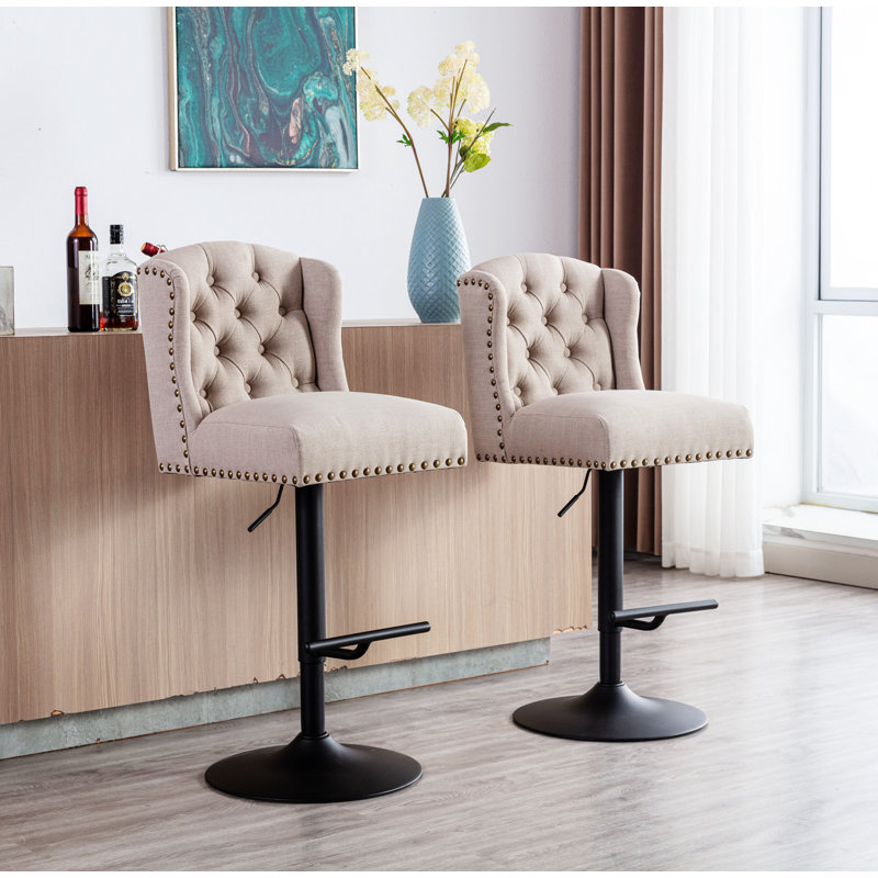 Tabouret de bar pivotant et réglable