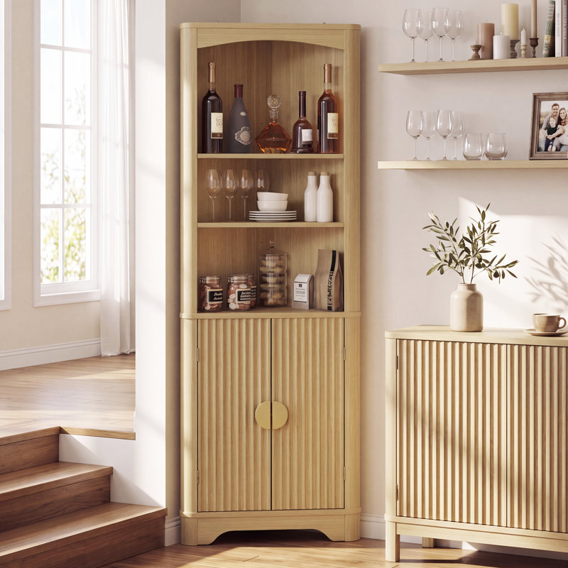 Grande armoire de coin cannelée Farmhouse avec tablettes ouvertes, l 15,75 po x H 68,9 po, Chêne