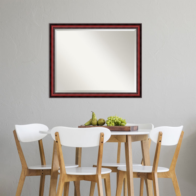 Miroir décoratif biseauté traditionnel, H 25 po x l 31 po x P 1 po