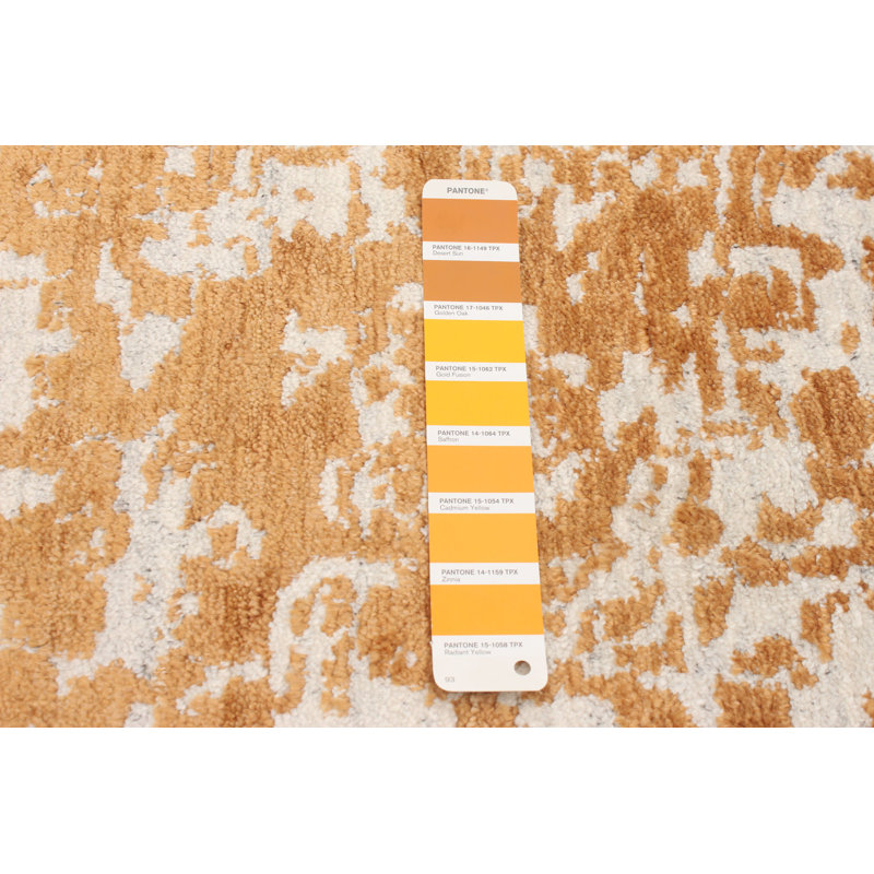 Tapis oriental doré foncé / blanc noué à la main