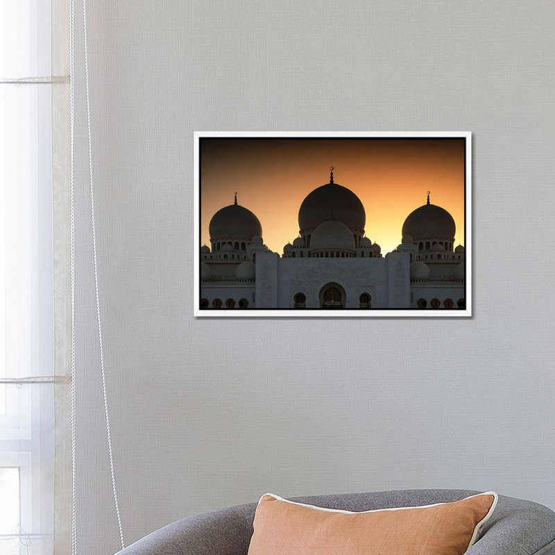 Philippe Hugonnard by Philippe Hugonnard - Floater Frame Gallery-Wrapped Canvas Giclée on Canvas, 45.72 cm H x 66.04 cm W