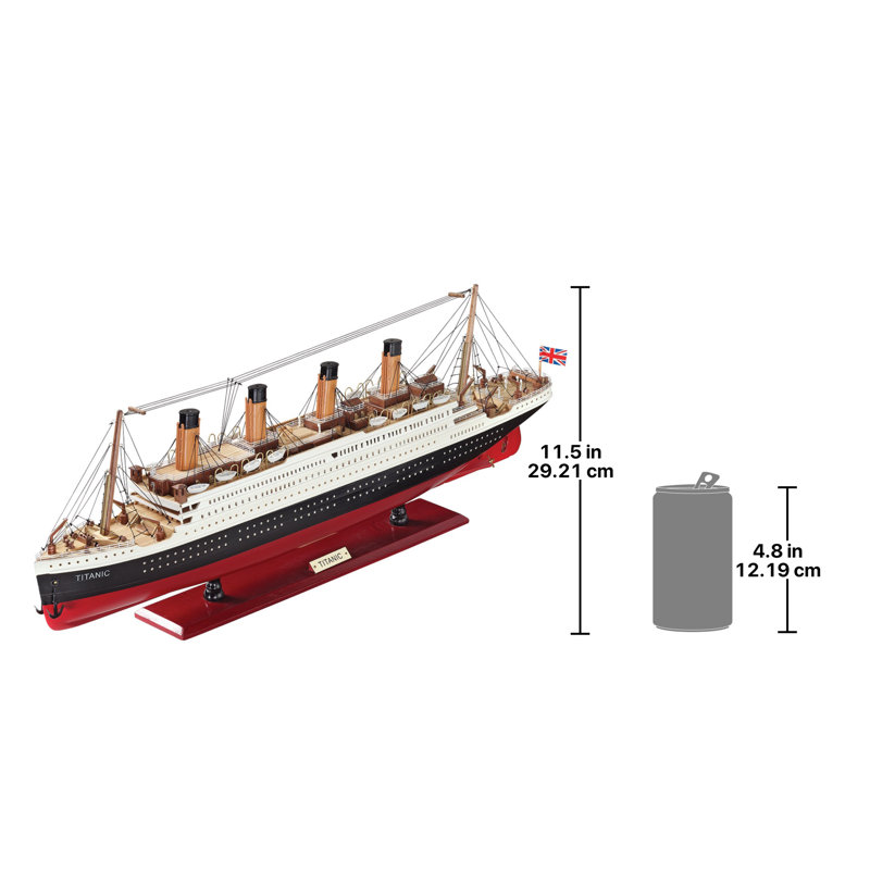 Bateau réplique miniature du musée RMS Titanic