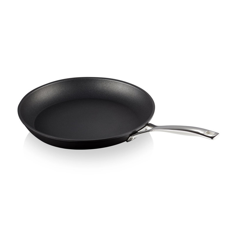 Le Creuset Non-Stick Shallow Frying Pan, 30cm