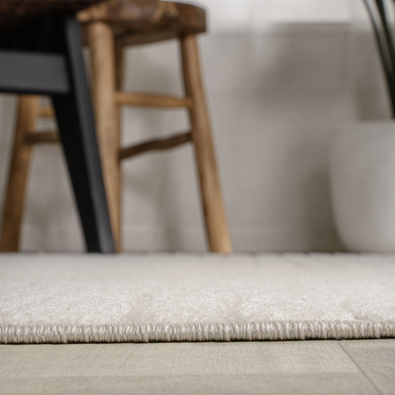 Atzi High-Low Minimalist Curve Geometric Ivory/Cream Indoor/Outdoor Rug, Round 5'3"