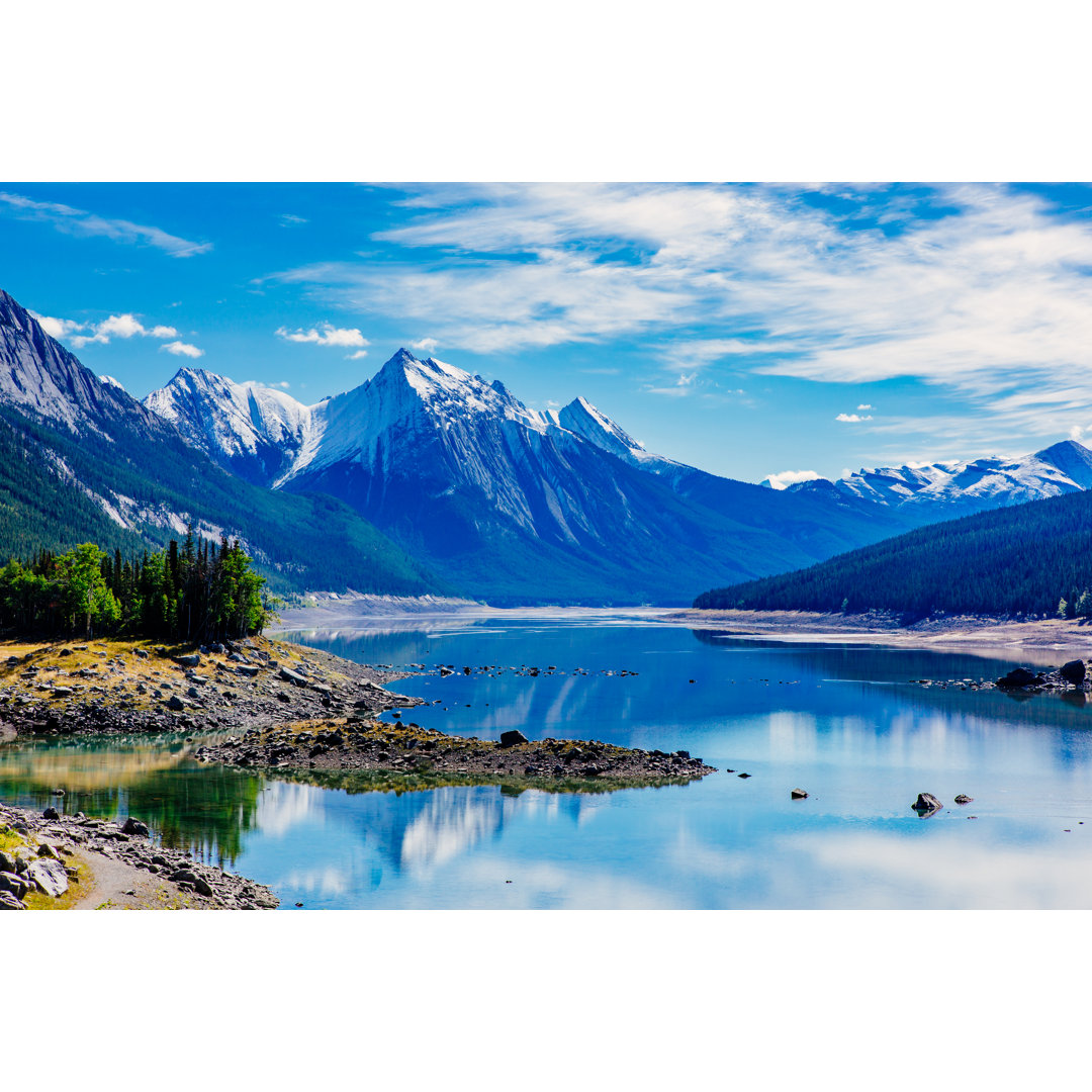 Leinwandbild Medicine Lake, Jasper National Park, Alberta, Kanada