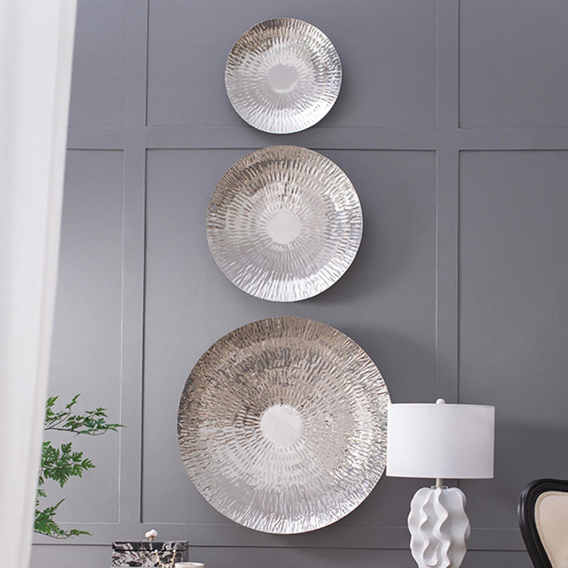 Silver Textured Oversized Disc