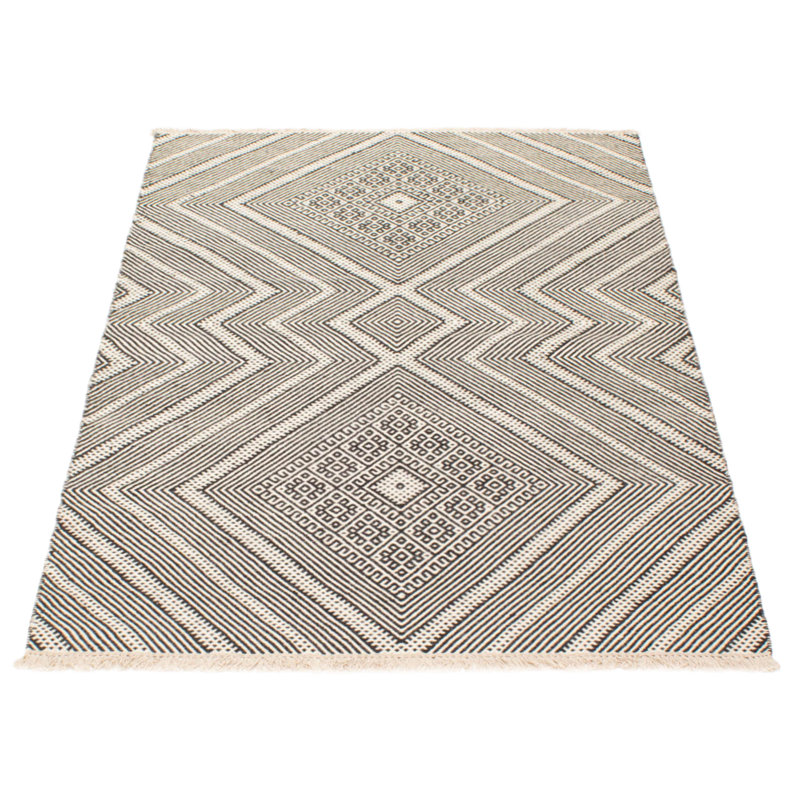 Tapis noir Sienna 4 pi 10 po x 7 pi 0 po