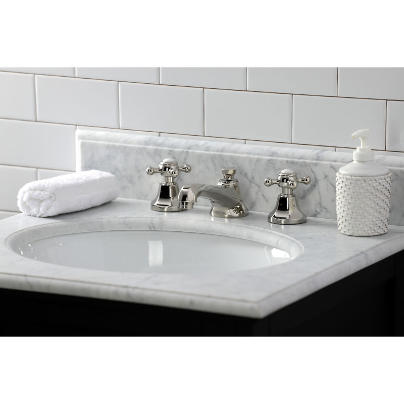 Robinet de salle de bain espacé à deux poignées à 3 poignées avec bonde escamotable en laiton Kingston, Nickel poli