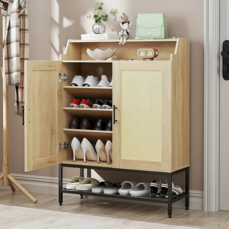 7-Layer Rattan Shoe Rack With Doors, Adjustable Shelves, Soft-Close Hinges, Anti-Tipping Independent Storage Cabinet, Suitable For Entryways And Hallways.