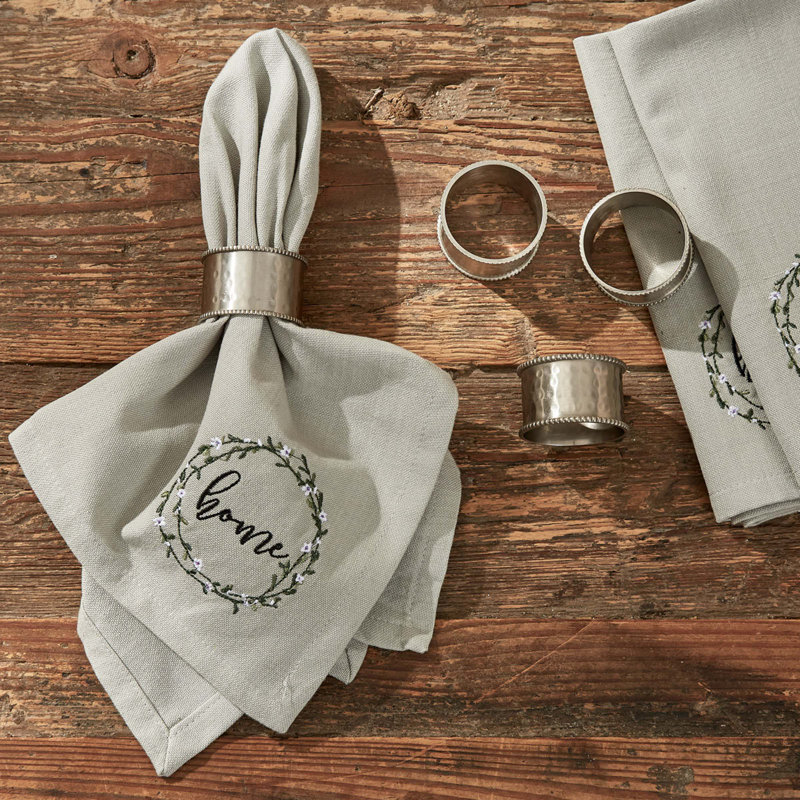 August Grove August Grove Bouquet Of Grace Napkin Set Of 4