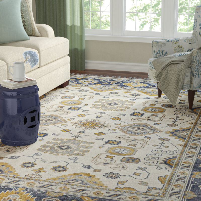 Hand Knotted Wool Ivory/Blue Area Rug, Rectangle 8' x 10', Ivory