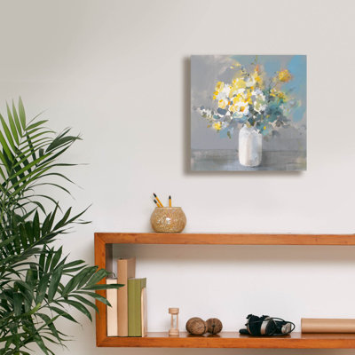 «Touch Of Spring 1 White Vase» par Danhui Nai, art mural sur toile