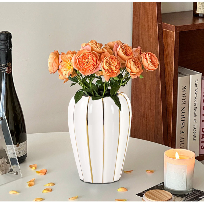 Vase en céramique, vase décoratif en porcelaine, Hauteur totale - 9,60 po