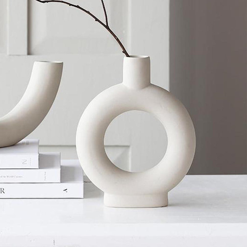 Roderick Table Vase 1