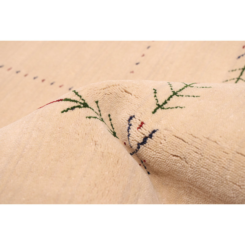 Kashkuli Gabbeh Ivory Rug 5'1" x 7'0"