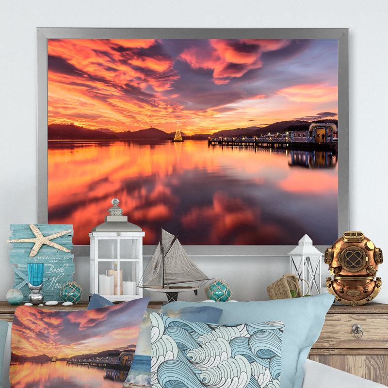 Coucher de soleil sur le lac - reproduction d'art sur toile, H 16 po x l 32 po x P 1 po, Cadre argenté